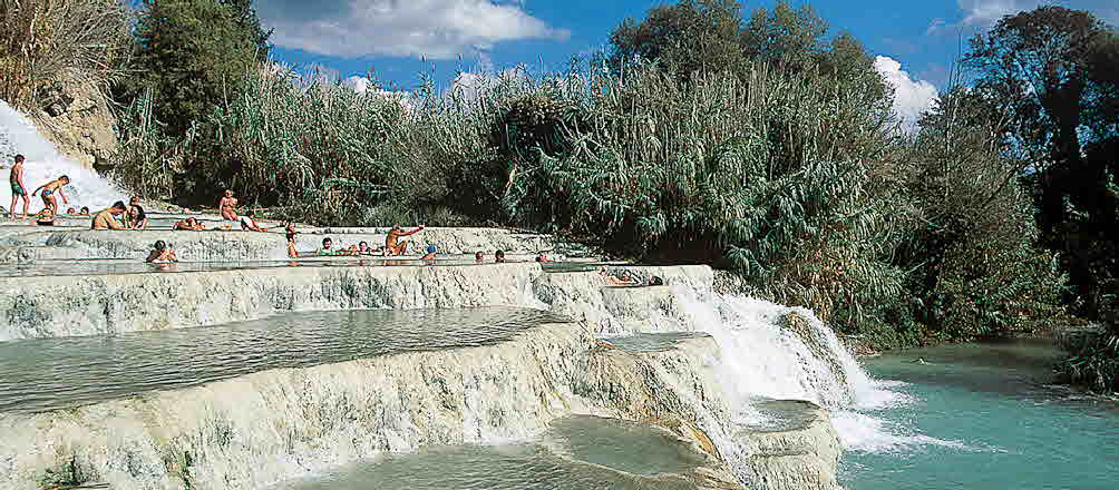 Saturnia1